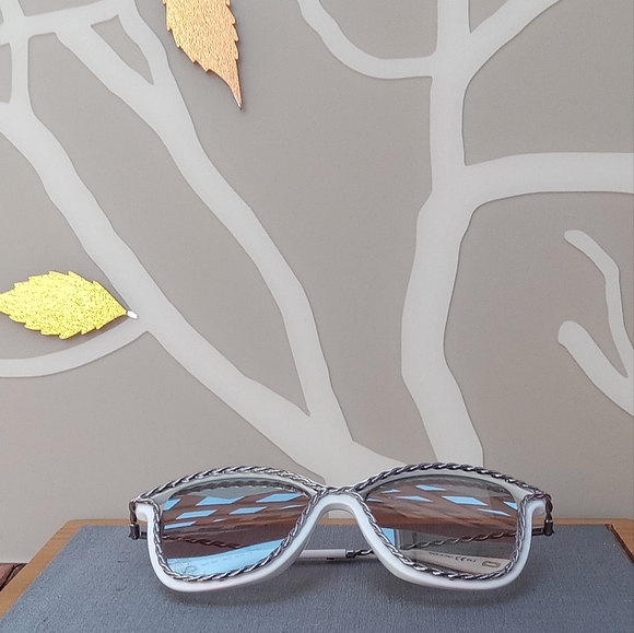 NEW Marc Jacobs White Frame Sunglasses With Silver Chain Accents main image 5